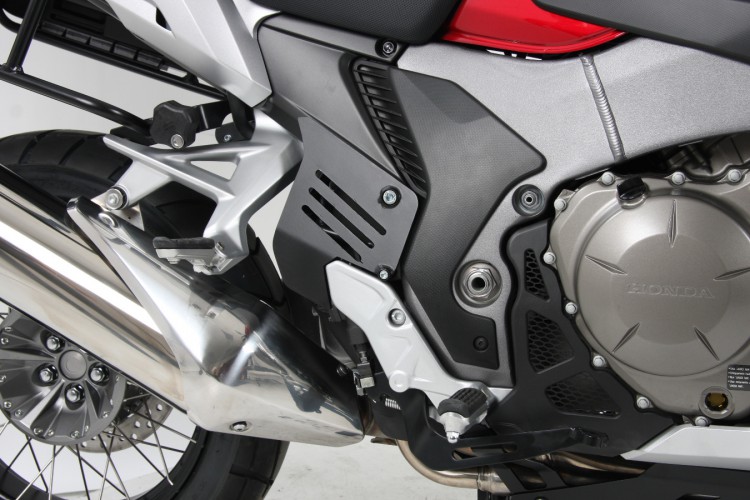 VFR 1200 X Crosstourer защита тормозного цилиндра 