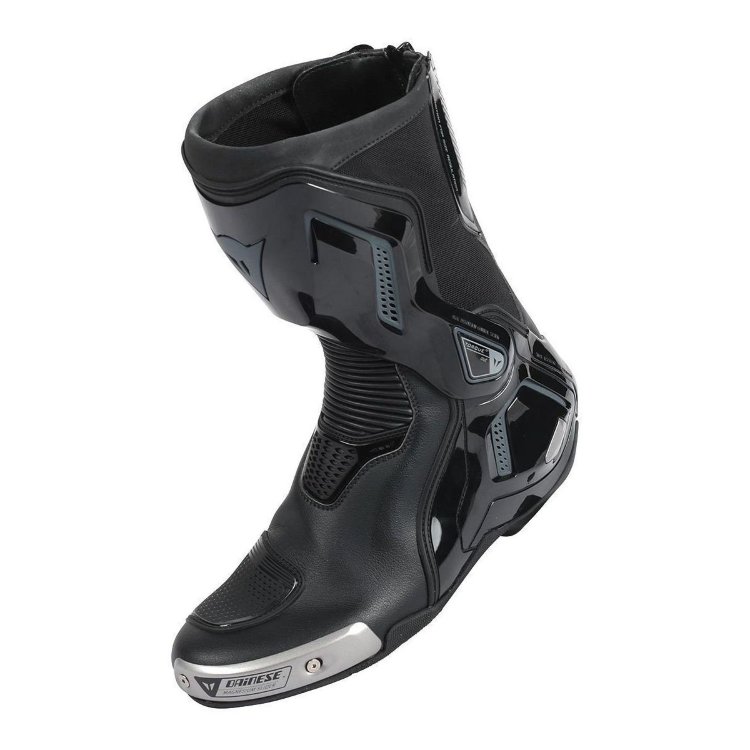 Ботинки TORQUE D1 AIR OUT BOOTS DAINESE