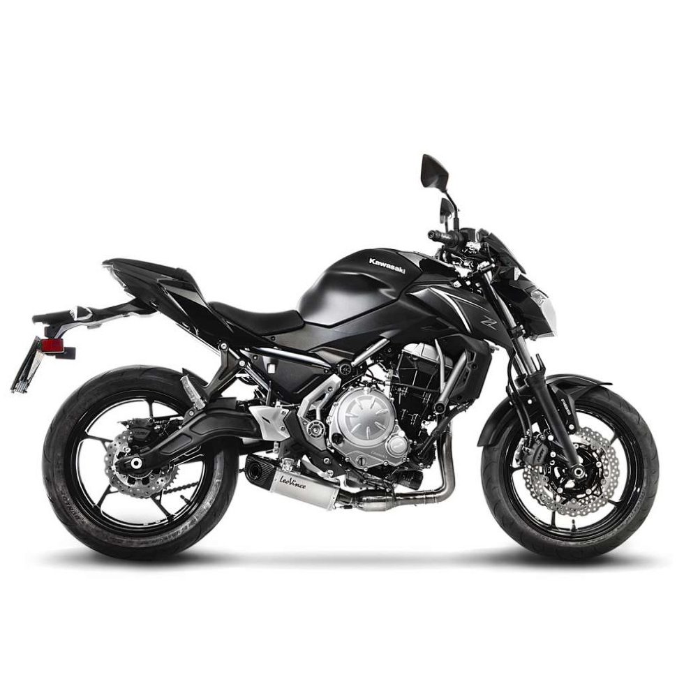 Kawasaki z650 с байкером